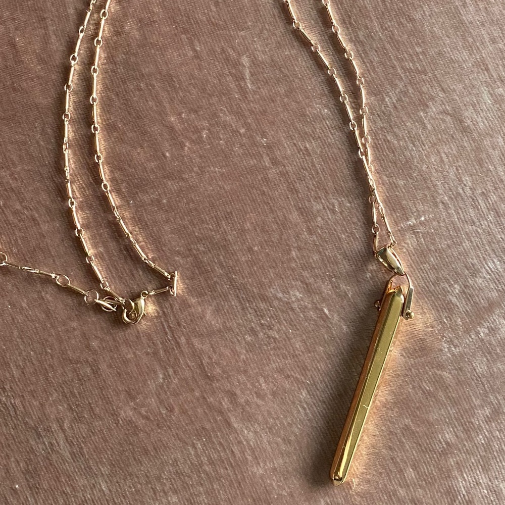 Stella & Dot rose gold rebel pendant